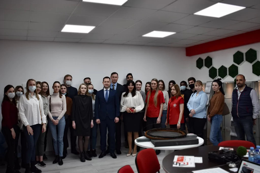 Студенты ФГБОУ КубГМУ и Администрация Краснодара посетили компанию "Эко-Спектрум"